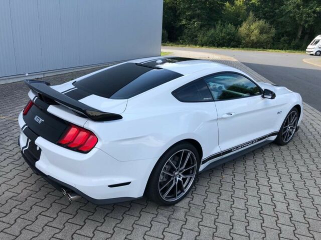 Ford Mustang 5.0 V8 GT Performance 10 rychlostí