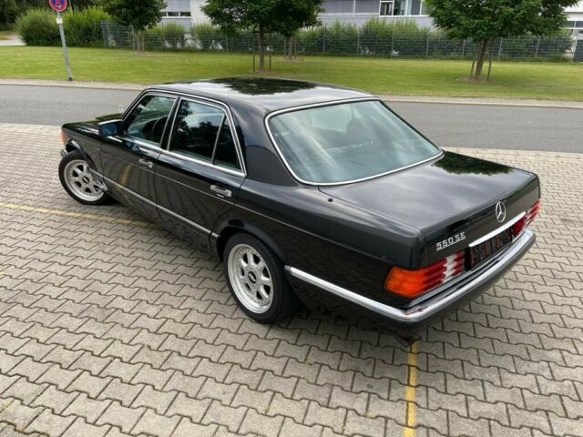 Mercedes-Benz 560 SE W126 H