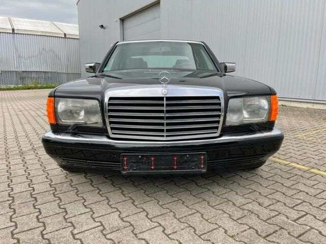 Mercedes-Benz 560 SE W126 H