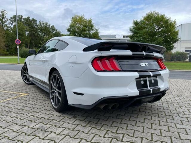 Ford Mustang 5.0 V8 GT Performance  10Gang