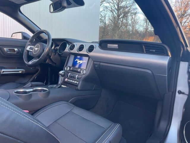 Ford Mustang Cabrio 5.0 V8 GT 2018 Facelift 10 rychlostí