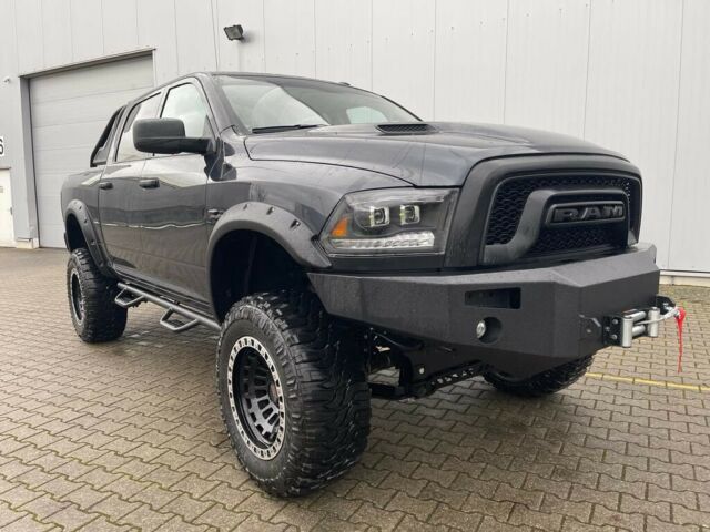 Dodge 5.7 4X4 MONSTER OFFROAD 11″ 8rychlostní LPG-velká kabina