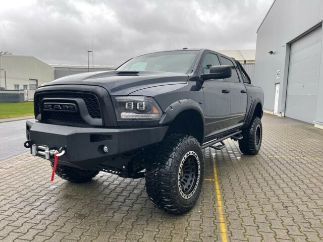Dodge 5.7 4X4 MONSTER OFFROAD 11″ 8rychlostní LPG-velká kabina