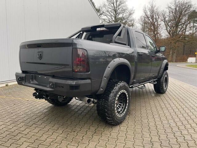 Dodge 5.7 4X4 MONSTER OFFROAD 11″ 8rychlostní LPG-velká kabina