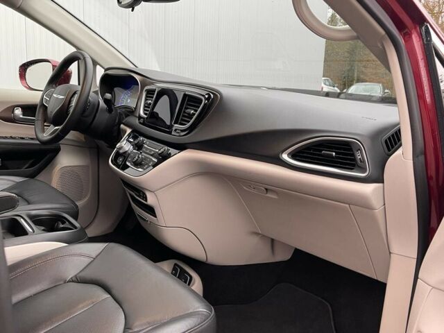 Chrysler Pacifica 3.6 E-Hybrid DVD KAMERA 7 MÍST