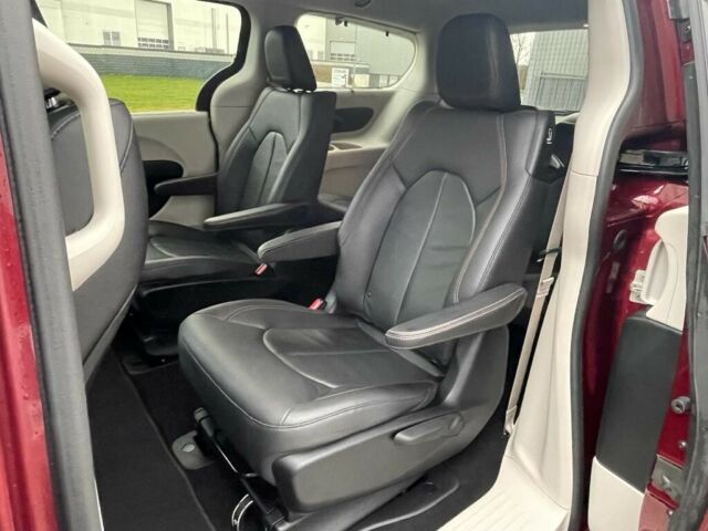 Chrysler Pacifica 3.6 E-Hybrid DVD KAMERA 7 MÍST