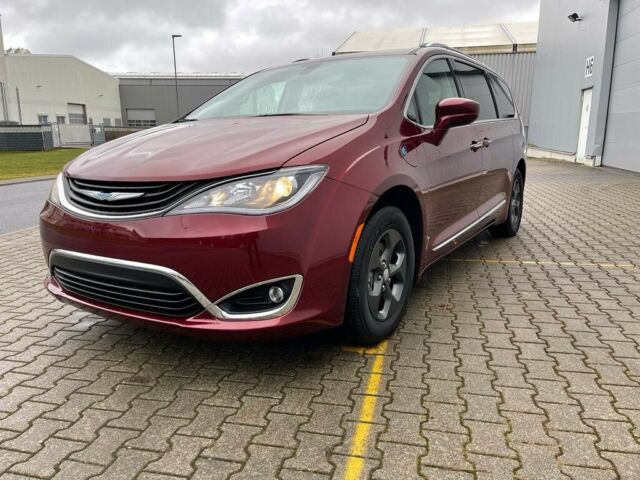 Chrysler Pacifica 3.6 E-Hybrid DVD KAMERA 7 MÍST