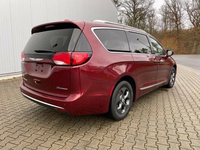 Chrysler Pacifica 3.6 E-Hybrid DVD KAMERA 7 MÍST