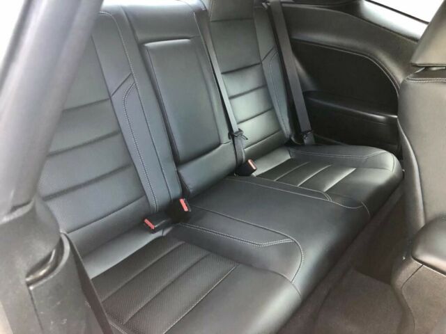 Dodge Challenger 3.6 s 8 rychlostmi
