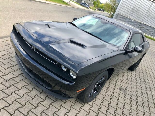 Dodge Challenger 3.6 s 8 rychlostmi