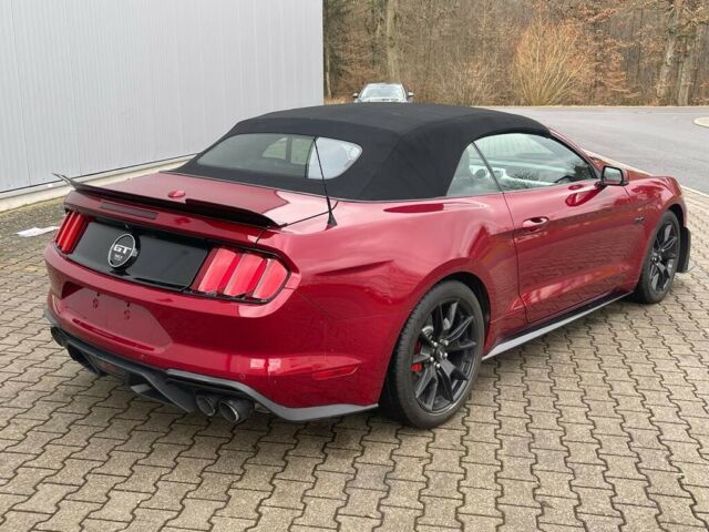 Ford Mustang Convertible 5.0 V8 GT GPS kožená xenony