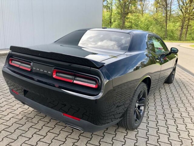 Dodge Challenger 3.6 s 8 rychlostmi