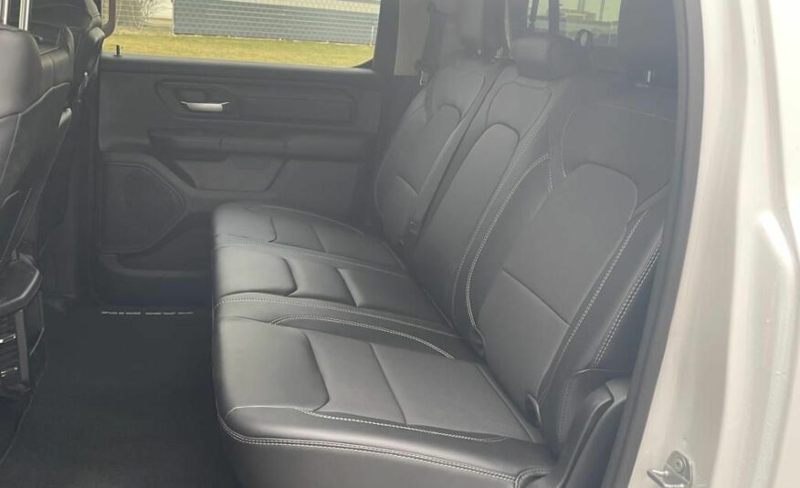 Dodge 5.7 CREWCAB 4×4 HARDTOP  LPG 2019