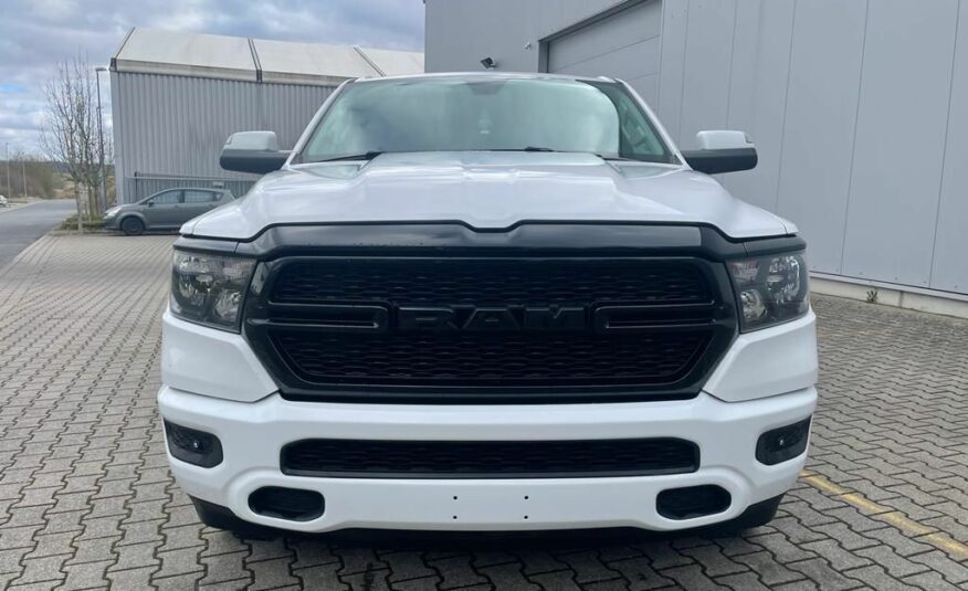 Dodge 5.7 CREWCAB 4×4 HARDTOP  LPG 2019