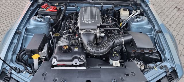 Ford Mustang GT 4.6 Coupe Premium Automatic Shaker