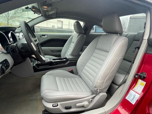 Ford Mustang GT 4.6 Coupe Premium Automatic Shaker