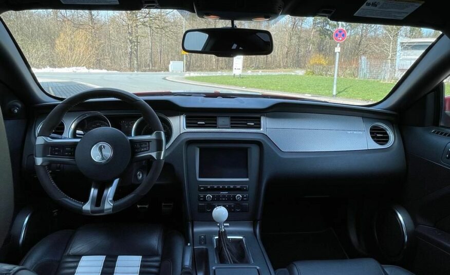 Ford Mustang Shelby GT500 switch xenon kůže shaker