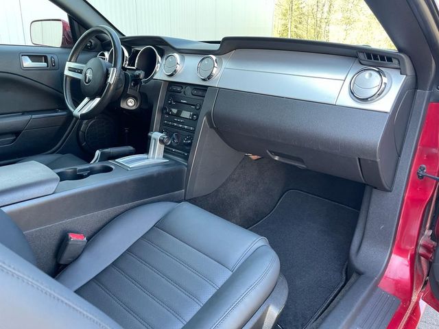 Ford Mustang GT 4.6 Coupe Premium Automatic Shaker
