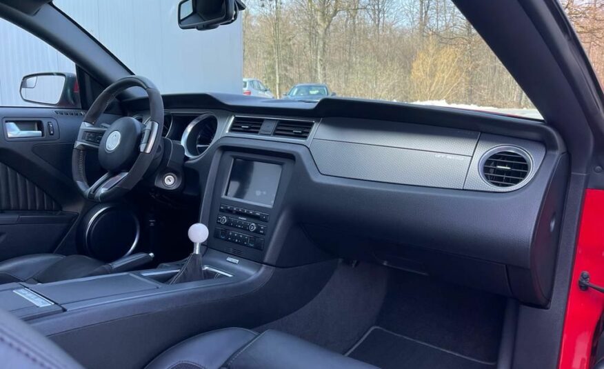 Ford Mustang Shelby GT500 switch xenon kůže shaker