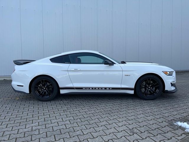 Ford Mustang 5.0 V8 GT Performance Brembo Navi kůže