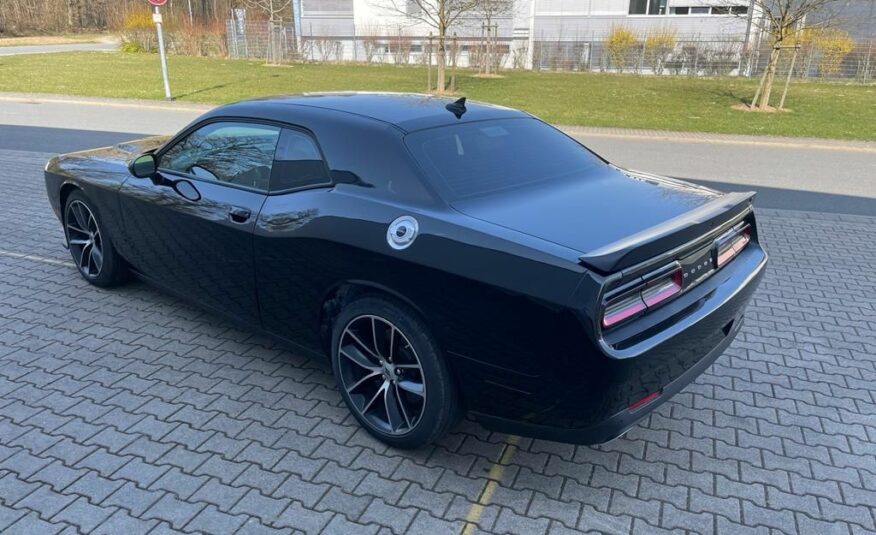 Dodge Challenger 6,4 SRT 8 Automat Navi Kamera