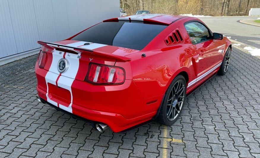 Ford Mustang Shelby GT500 switch xenon kůže shaker