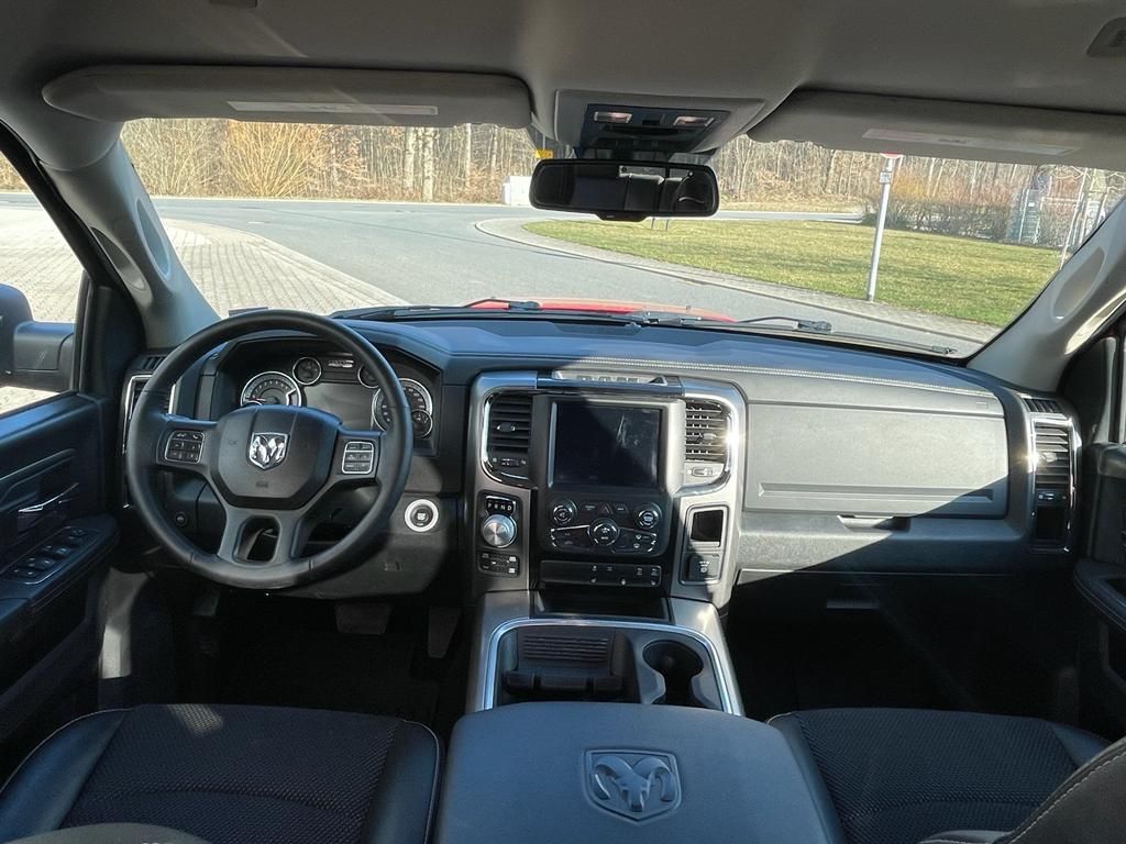 Dodge 5.7 SPORT 8SPEED CREWCAB 4×4 EU LPG