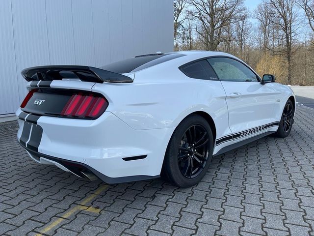 Ford Mustang 5.0 V8 GT Performance Brembo Navi kůže