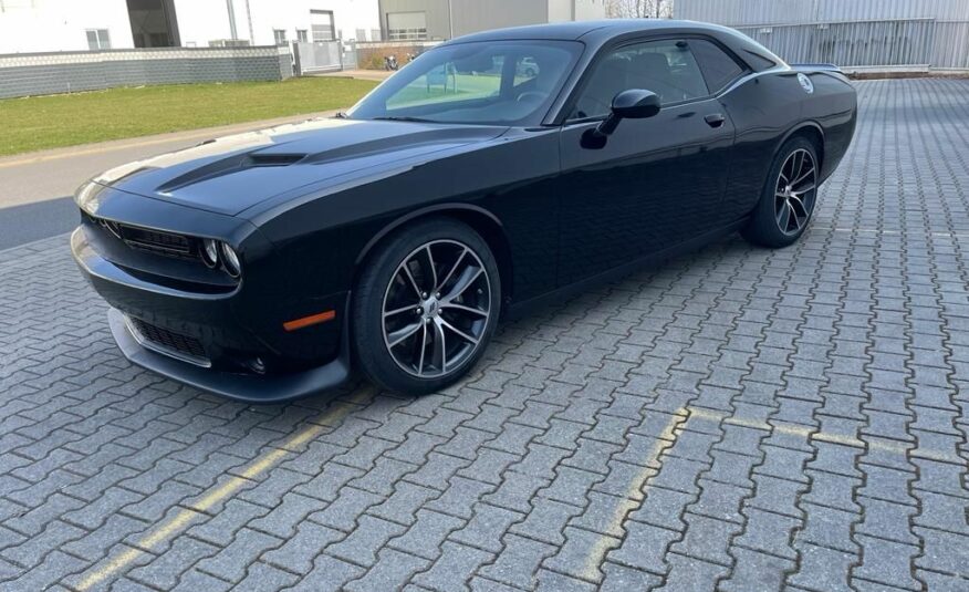 Dodge Challenger 6,4 SRT 8 Automat Navi Kamera