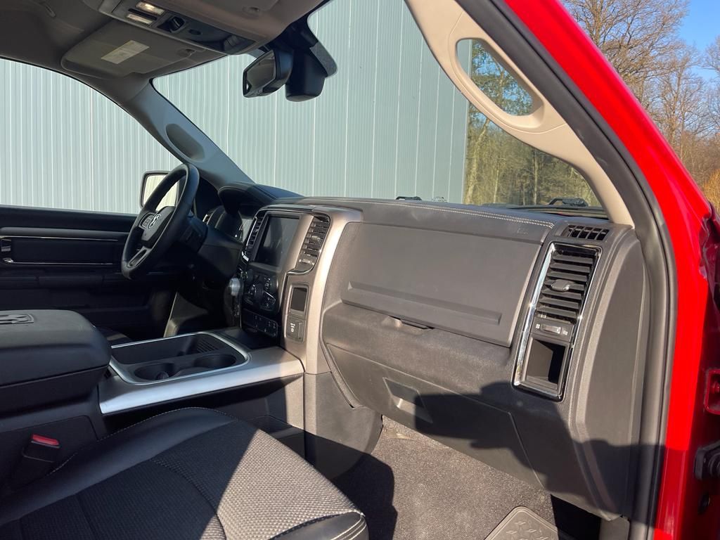 Dodge 5.7 SPORT 8SPEED CREWCAB 4×4 EU LPG