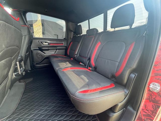 Dodge 5.7 CREWCAB 4×4 GAS LPG 2019 zvedlý o  6 palců