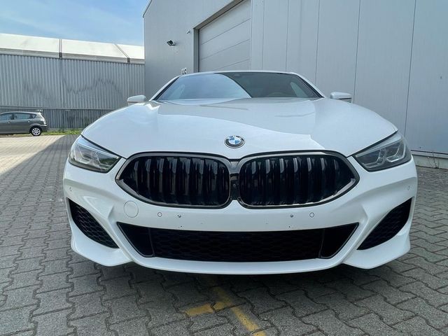 BMW 840 840i kupé M paket