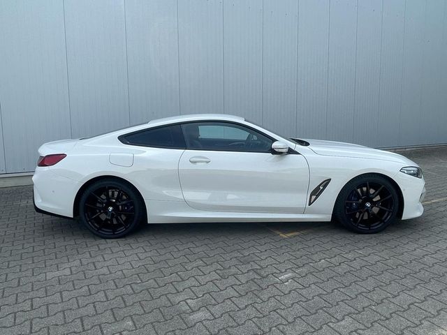 BMW 840 840i kupé M paket