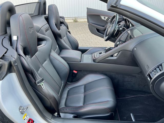 Německé vozidlo Jaguar F-TYPE Cabriolet R AWD