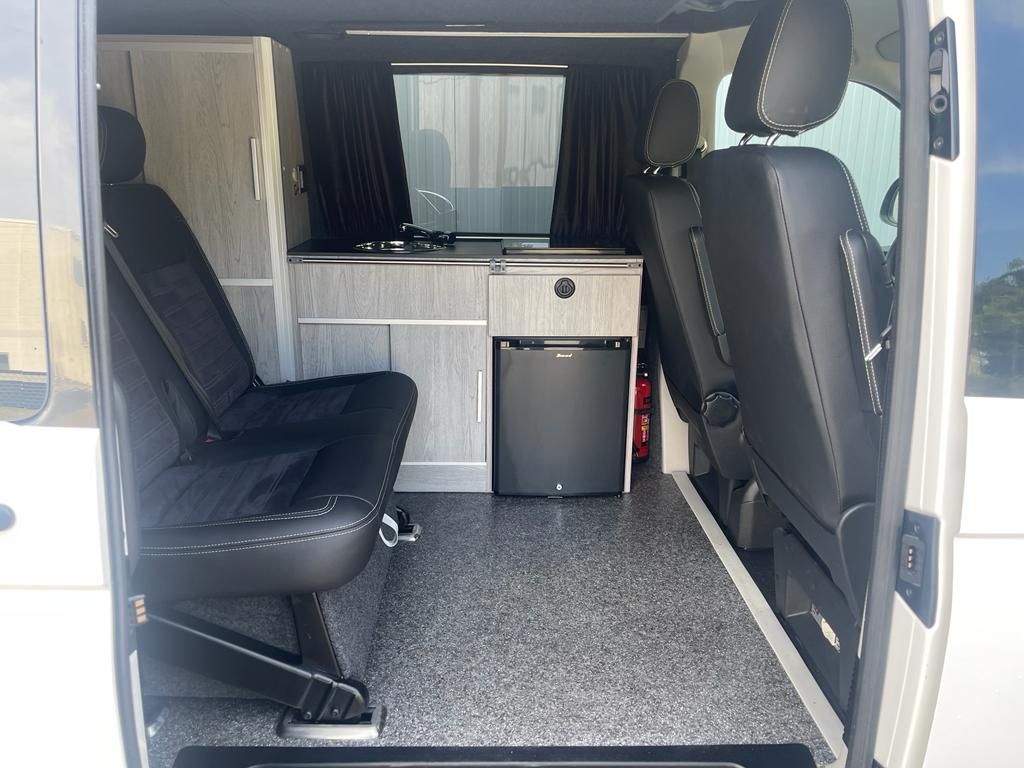 Volkswagen T6 4Motion California přestavba 4WD uzávěrka kuchyně