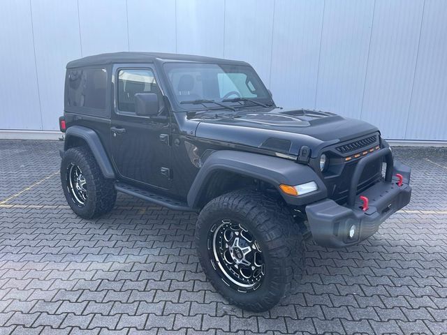 Jeep Wrangler 3,6l V6 s automatickou off-road skládací střechou