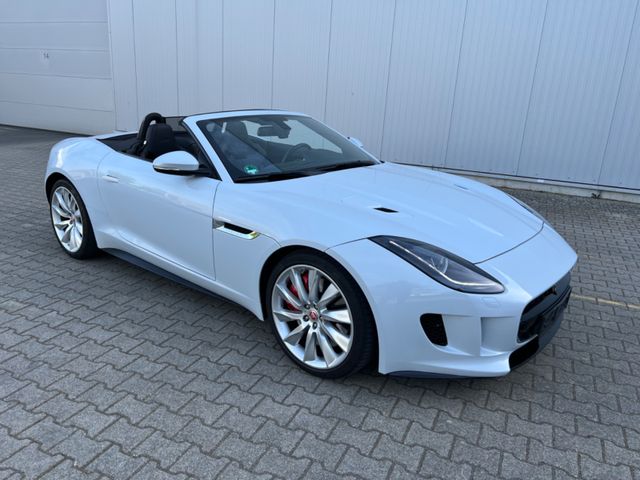 Německé vozidlo Jaguar F-TYPE Cabriolet R AWD