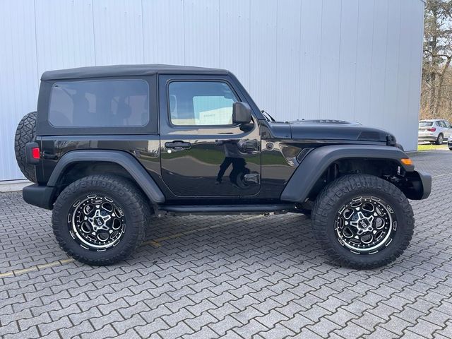 Jeep Wrangler 3,6l V6 s automatickou off-road skládací střechou