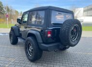 Jeep Wrangler 3,6l V6 s automatickou off-road skládací střechou