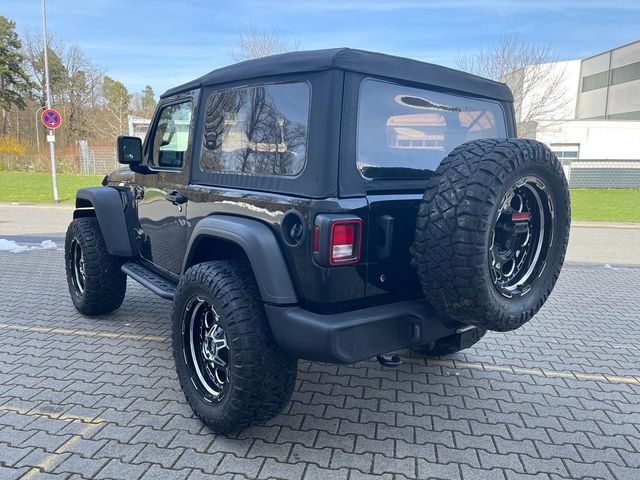 Jeep Wrangler 3,6l V6 s automatickou off-road skládací střechou