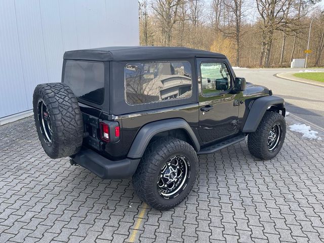 Jeep Wrangler 3,6l V6 s automatickou off-road skládací střechou