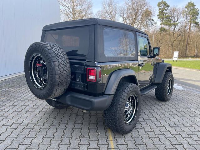 Jeep Wrangler 3,6l V6 s automatickou off-road skládací střechou