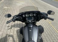 Přestavba Harley-Davidson FLHTK Ultra Glide