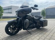 Přestavba Harley-Davidson FLHTK Ultra Glide