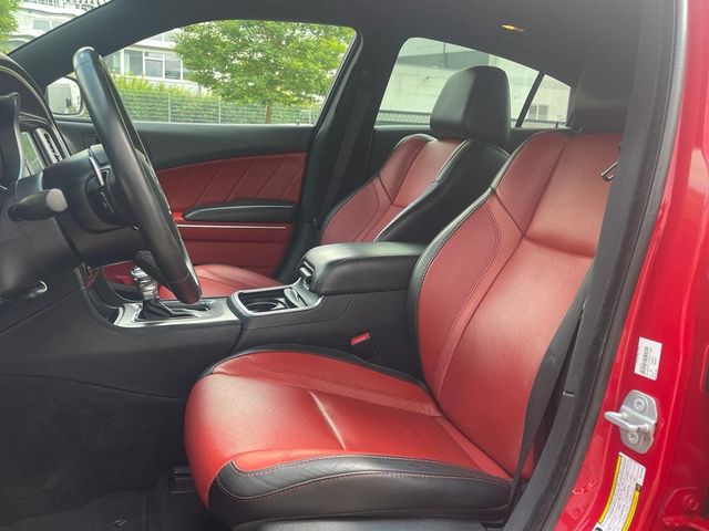 Dodge Charger 5.7 R/T Navi 20 palců kola