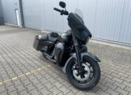 Přestavba Harley-Davidson FLHTK Ultra Glide