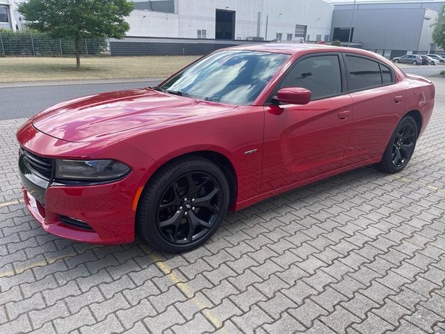 Dodge Charger 5.7 R/T Navi 20 palců kola