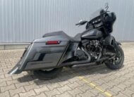 Přestavba Harley-Davidson FLHTK Ultra Glide