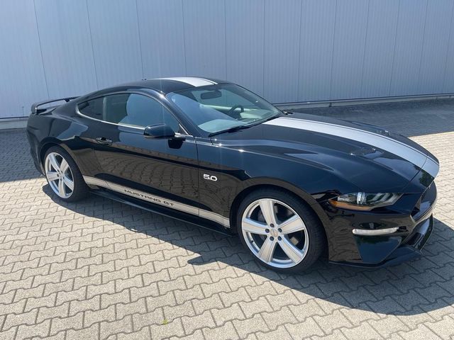 Ford Mustang 5.0 V8 GT LED Tacho Navi