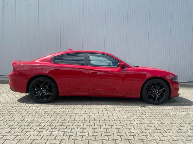 Dodge Charger 5.7 R/T Navi 20 palců kola